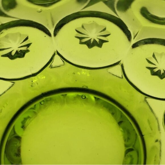 Vintage L E Smith Avocado Green Moon & Stars Small Glass Footed Candy Bowl - Picture 6 of 6